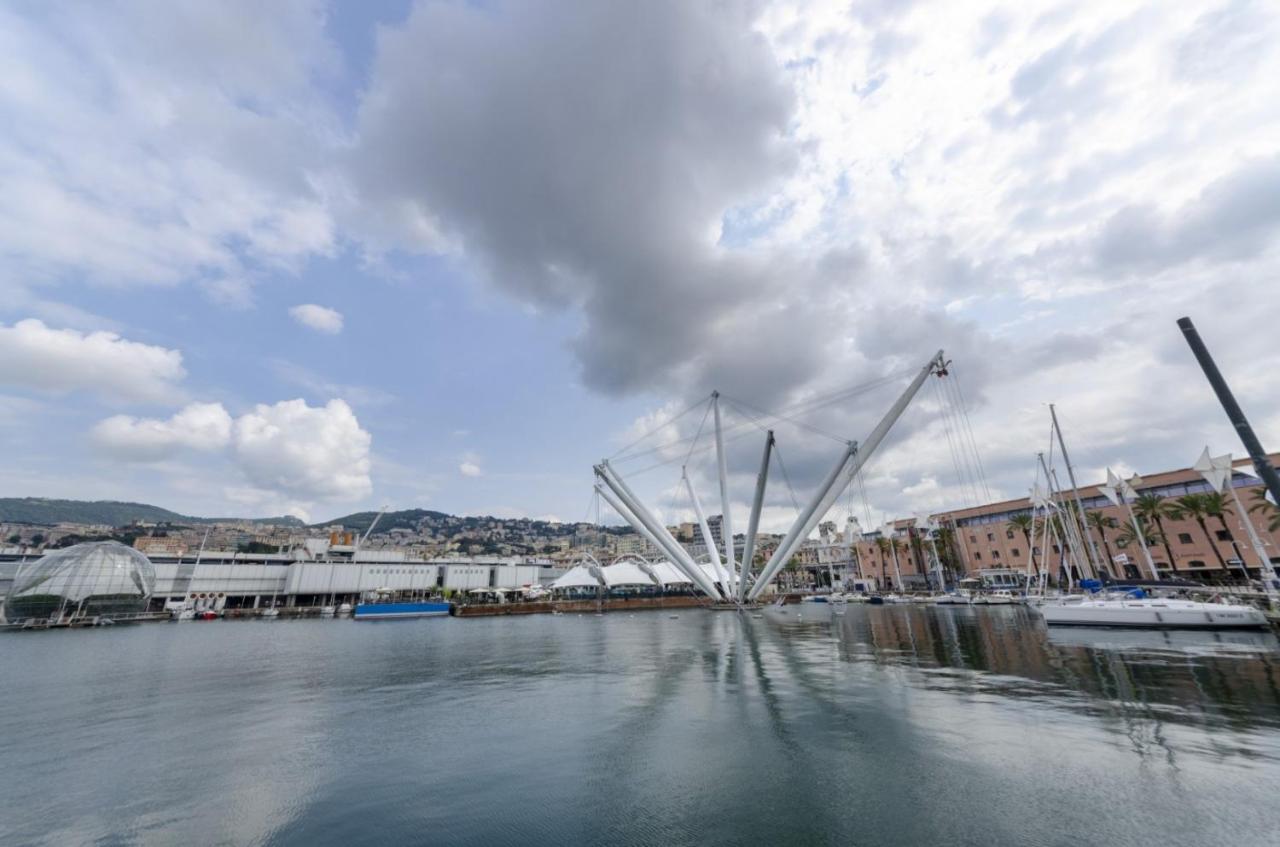 Ferienwohnung Joivy Warm Family Flat For 9, Near Porto Antico Genua Exterior foto