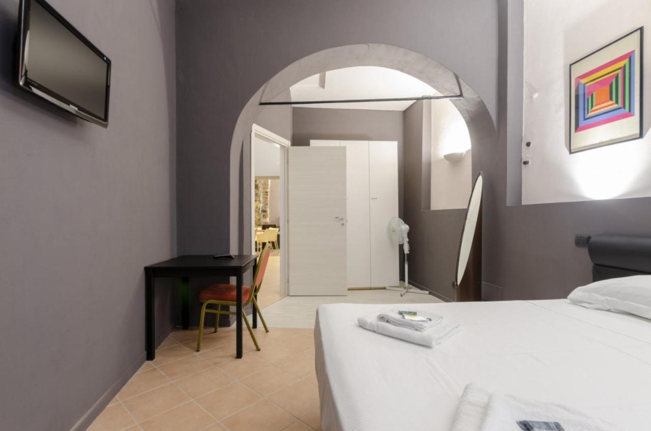 Ferienwohnung Joivy Warm Family Flat For 9, Near Porto Antico Genua Exterior foto